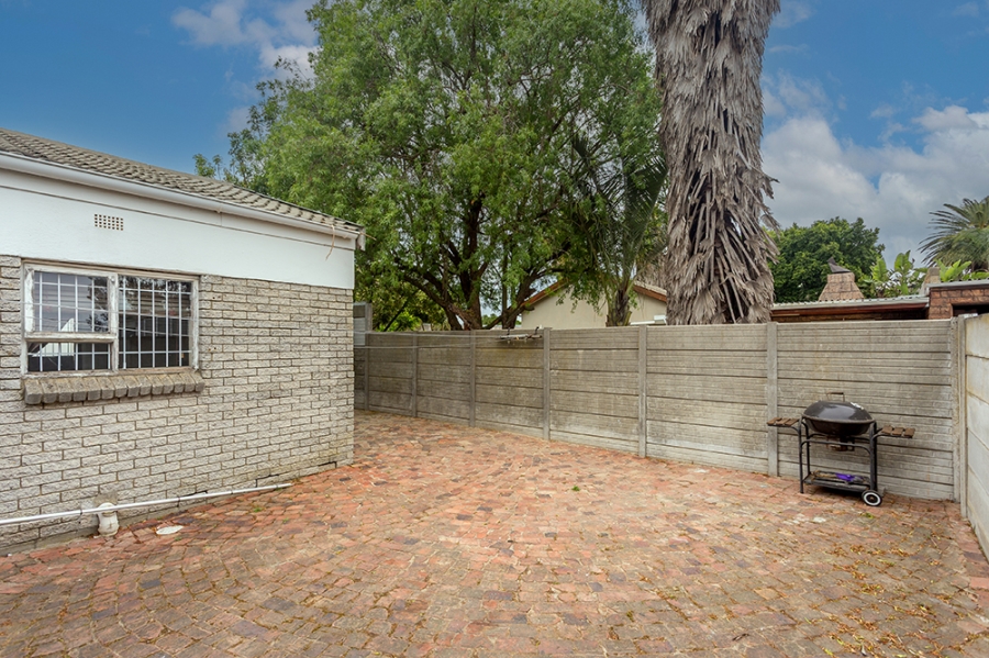 3 Bedroom Property for Sale in Bonnie Brae Western Cape